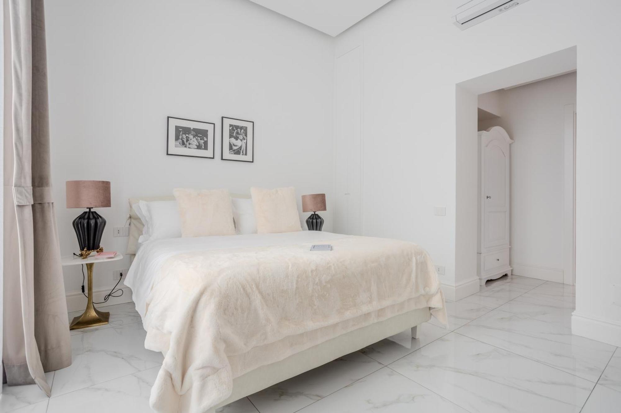 La Corte Dei Mille Luxury Неаполь Экстерьер фото